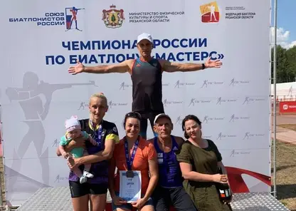 Красноярские спортсмены завоевали 11 медалей на чемпионате России по биатлону среди ветеранов