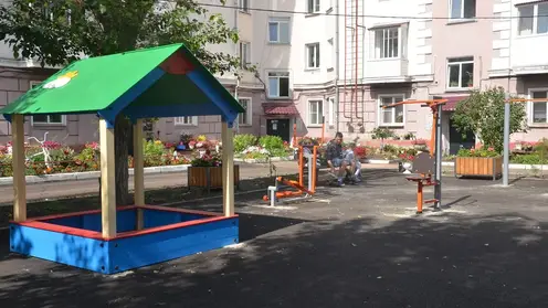Восемь дворов отремонтируют в Ленинском районе Красноярска в следующем году
