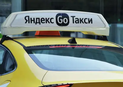 Красноярка подала иск на «Яндекс.Такси» и Uber за отсутствие в машинах сразу двух детских кресел