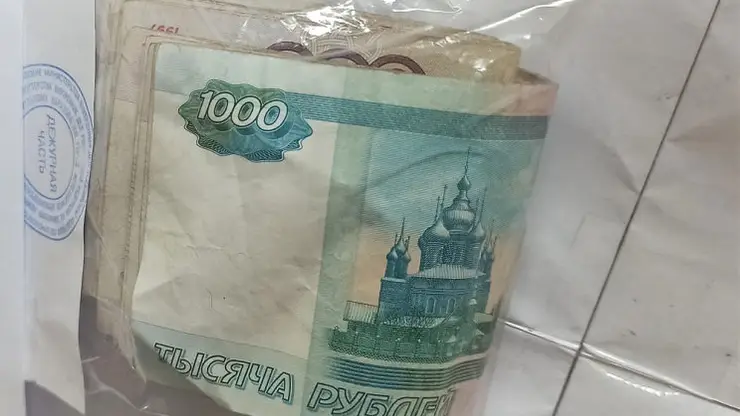 В Железногорске мужчина из магазина похитил 21 тысячу рублей