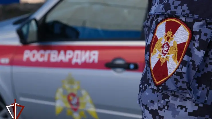 В Красноярске росгвардейцы задержали подозреваемого в краже ценных вещей у прихожанина храма