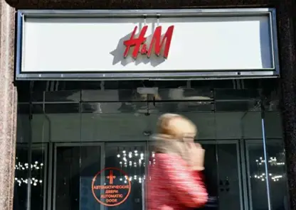 Магазин H&M не открыл свои двери для покупателей в Красноярске 