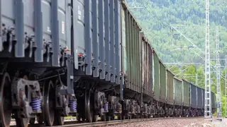 КрасЖД увеличила объёмы грузоперевозок в ускоренных поездах в 1,3 раза в январе-августе 