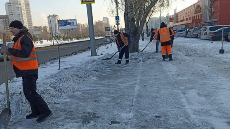 Глава Красноярска остался доволен работой дорожных служб в праздники