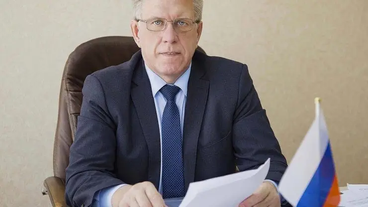 Новым главой Назарова стал Владимир Саар