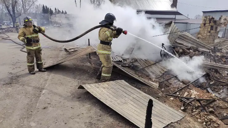 За неделю пожарные Красноярского края спасли 12 человек