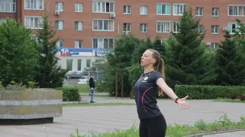 В Советском районе для красноярцев проводят бесплатные занятия по йоге и дыхательной гимнастике