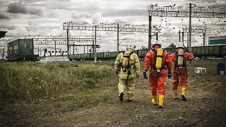 В Омске на ж/д станции произошла утечка токсичного химиката