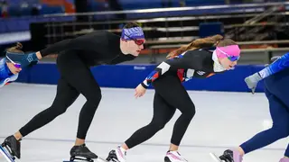 Российские конькобежцы начали тренировки в Иркутске