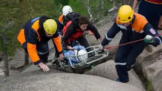 Женщина разбилась на «Красноярских Столбах», сорвавшись со скалы «Митра»