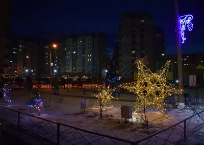 В Свердловском районе Красноярска выберут лучшие новогодние витрины, дворы и офисы