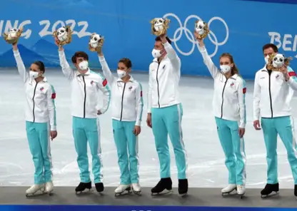 Россияне стали победителями командного турнира по фигурному катанию на Олимпиаде