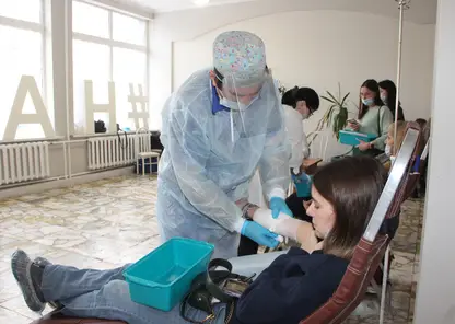 В донорской акции в Железнодорожном районе Красноярска приняли участие 62 человека