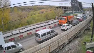 В Красноярске частично открылось движение по мосту через Качу на улицу Брянскую