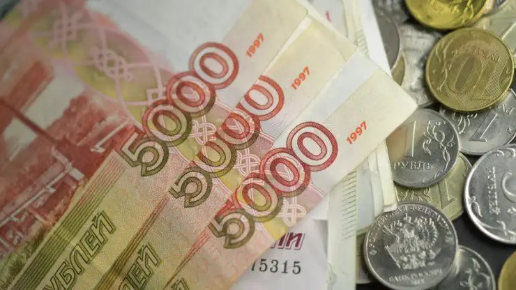 Студентка из Кемерово поверила аферистам и перевела им 750 000 рублей