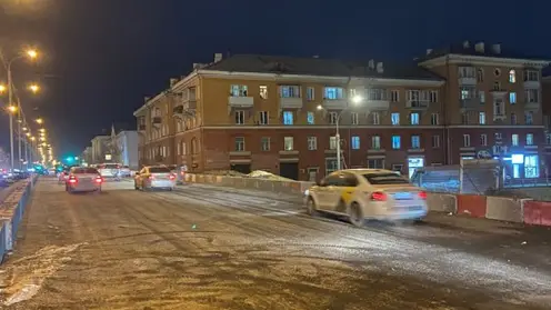 В Красноярске на Мичурина открыли движение через отремонтированный путепровод