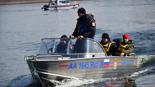 В Богучанском районе утонул 47-летний рыбак