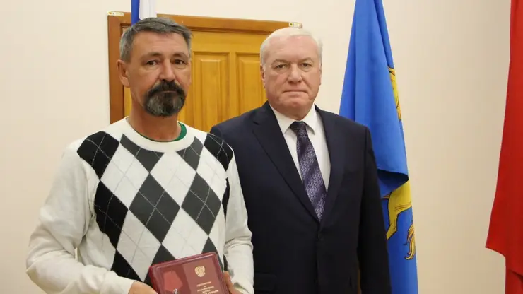 52-летний доброволец из Минусинска получил медаль за участие в СВО