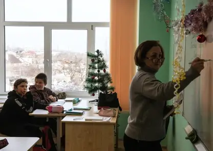 В Барнауле избивавший школьников учитель отделался штрафом