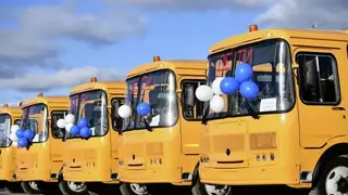 42 автобуса получили школы Приангарья к началу учебного года