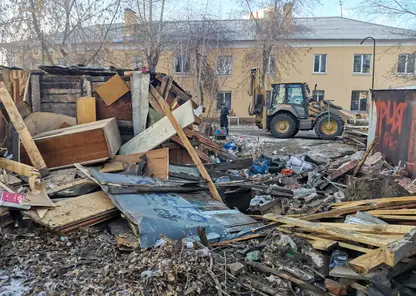 В Красноярске в Кировском районе за год снесли 205 временных сооружений