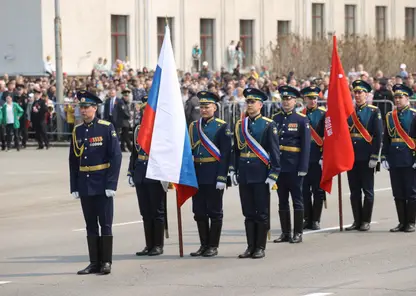 На торжественный парад Победы в Красноярске пришли 10 тысяч человек