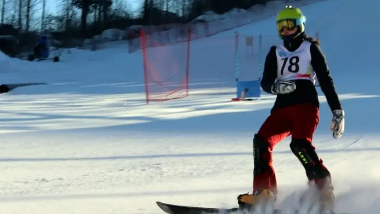 Красноярка Полина Каримова выиграла бронзу на всероссийских соревнованиях по сноуборду