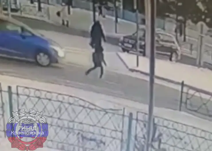 В Красноярске водитель иномарки сбил на пешеходном переходе 8-летнего мальчика