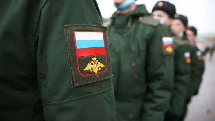 Президент России Владимир Путин подписал указ о призыве срочников в российскую армию