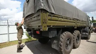 Очередную партию гуманитарной помощи от Иркутской области доставили в зону СВО