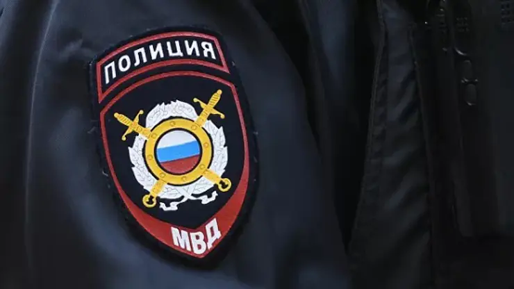 В Красноярске вновь массово эвакуируют детей из школ