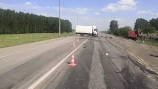 Водитель грузовика погиб на трассе Р-255 «Сибирь» в Красноярском крае