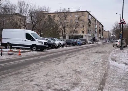 В Красноярске возобновляется работа платных парковок на Красной Армии