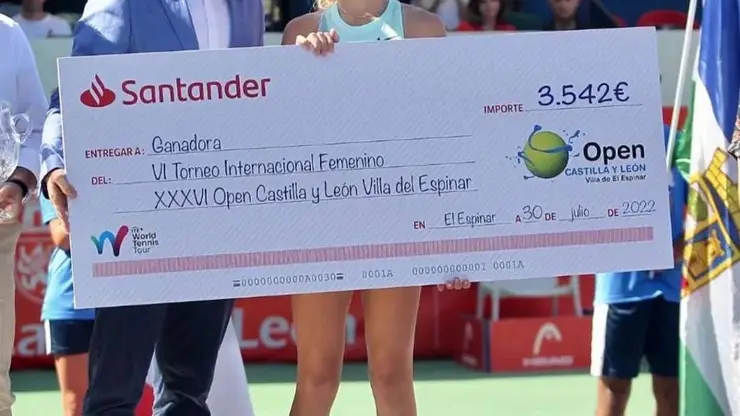 Красноярская теннисистка Мирра Андреева завоевала три титула ITF в 15 лет 