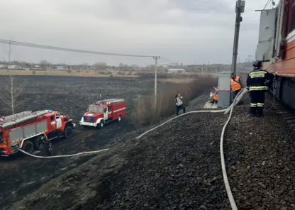 Пожарный поезд со станции Абакан принимает участие в тушении пожара в Алтайском районе Республики Хакасия