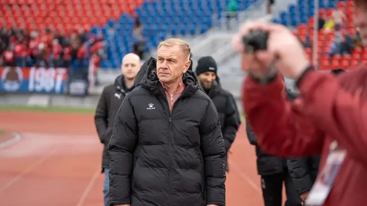 Руководство ФК «Енисей» опровергло слухи об отставке Штейнбрейхера