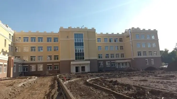 В Ленинском районе завершается реконструкция одной из старейших школ Красноярска