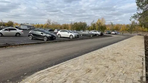 На Ярыгинской набережной появилась парковка на 150 мест