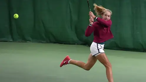 Красноярская теннисистка Мирра Андреева обыграла шестую ракетку мира