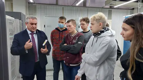 Wink за любознательность: студенты Сибирского федерального университета побывали на экскурсии в красноярском «Ростелекоме»