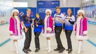 Красноярские спортсмены выиграли чемпионат Сибири по керлингу