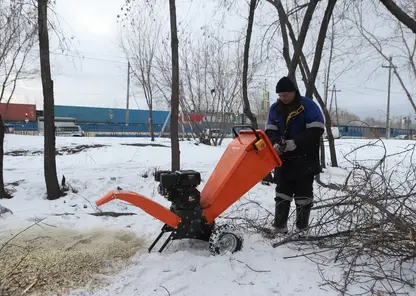 В Свердловском районе за год мобильная бригада собрала 45 КамАЗов мусора