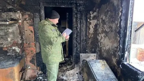 В Томской области расследуют гибель трех человек на пожаре в одном из сел