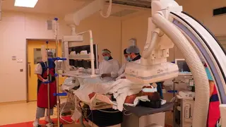 Красноярские рентгенхирурги осваивают новую технологию лечения патологии сосудов