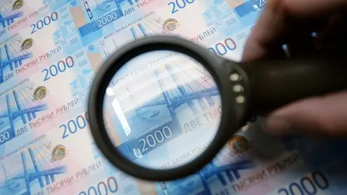 Иркутский бизнесмен лишился 8 млн рублей из-за сотрудника банка