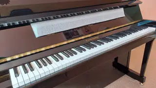 В красноярской школе искусств № 6 появились два новых пианино