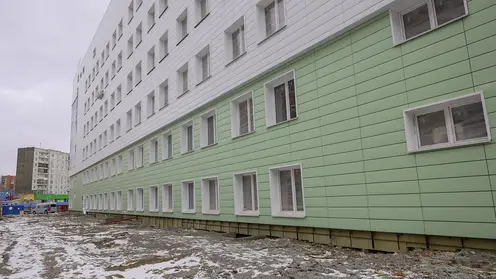 В Красноярске новая поликлиника на ул. Мате Залки готова на 75%