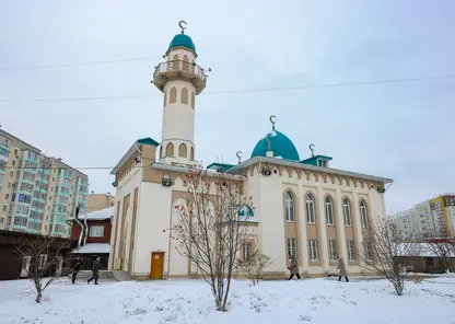 Губернатор Красноярского края посетил соборную мечеть