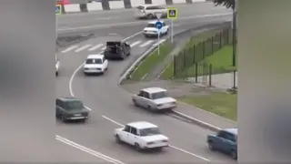 В Красноярске заметили колонну тонированных автомобилей
