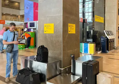 В красноярском аэропорту оборудовали дополнительное место для переупаковки и взвешивания багажа